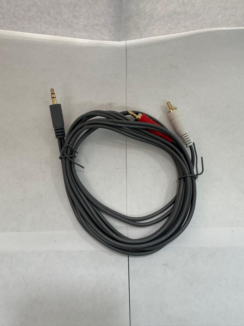 cable rca a 3,5 ,  1,8m